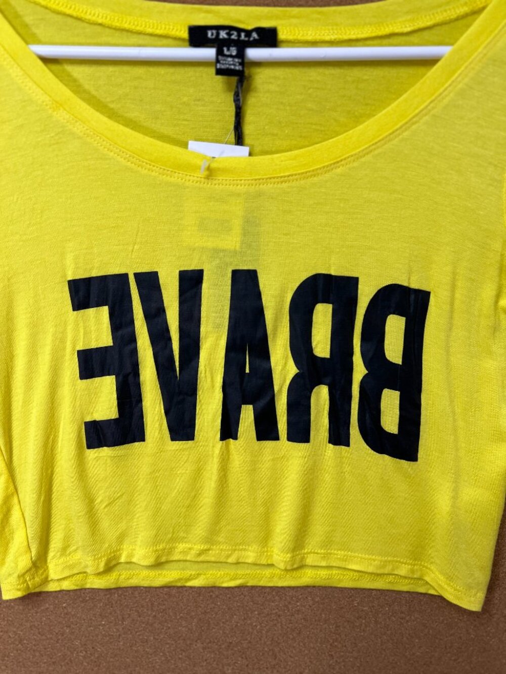 UK2LA Women Crop Top Shirt Large Yellow Graphic Tee Short Sleeve NWT